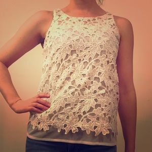 Lace white sleeveless top